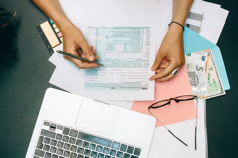 Set It and Forget It? The Hidden Price of Never Opening Your 401(k) Statement